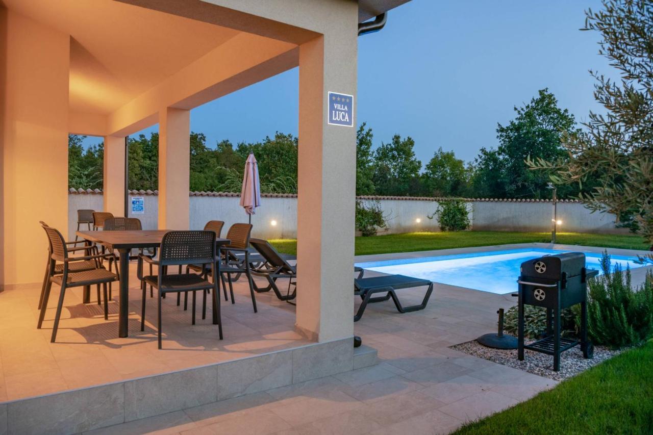 Holiday House Luca โปเรช ภายนอก รูปภาพ